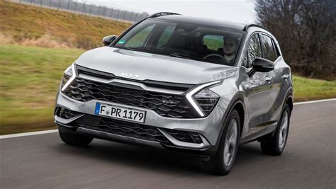 New Kia Sportage 2022 review - pictures | Auto Express