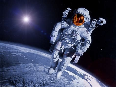 absolutelyfirst.com — Билеты в космос подешевели