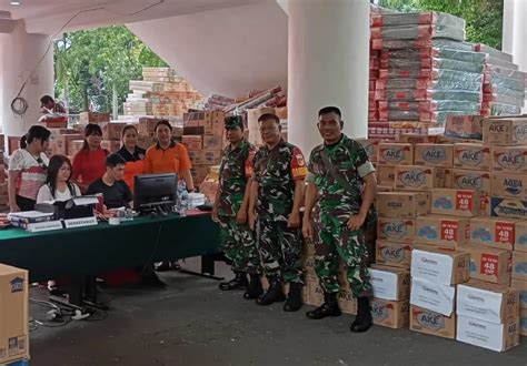 Personel Kodim Manado Terlibat Kegiatan Posko Bencana Gunung Ruang