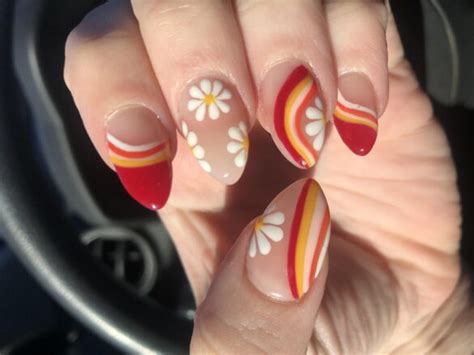 20 Best 70s Nail Designs To Try In 2024