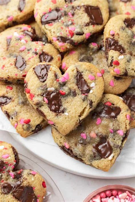 Easy Heart Shaped Chocolate Chip Cookies Bake Bacon