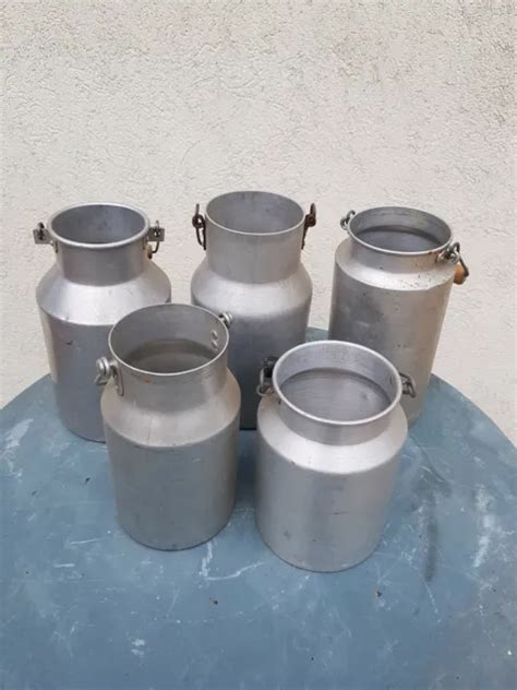 LOT DE 5 pots à lait ancien sans couvercle en aluminium EUR 20 00