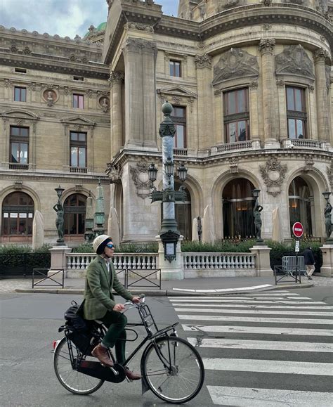 Nastya Choo в Instagram «moment 🚲 Parismonamour Street View