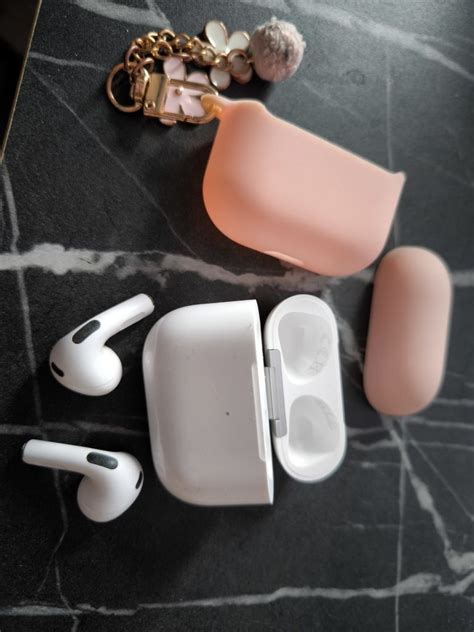 S Uchawki Apple Airpods Generacja Magsafe Warszawa Ursus Olx Pl