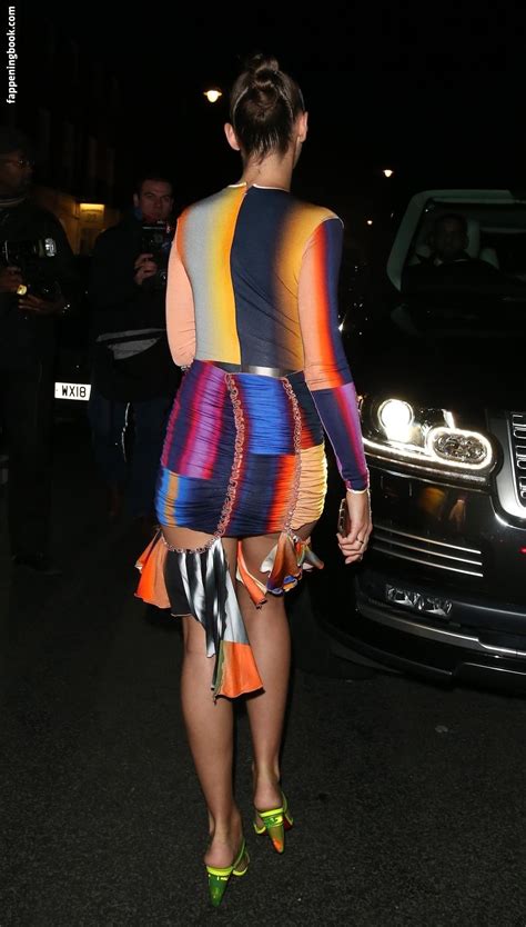 Iris Law Nude OnlyFans Leaks Fappening Page 4 FappeningBook