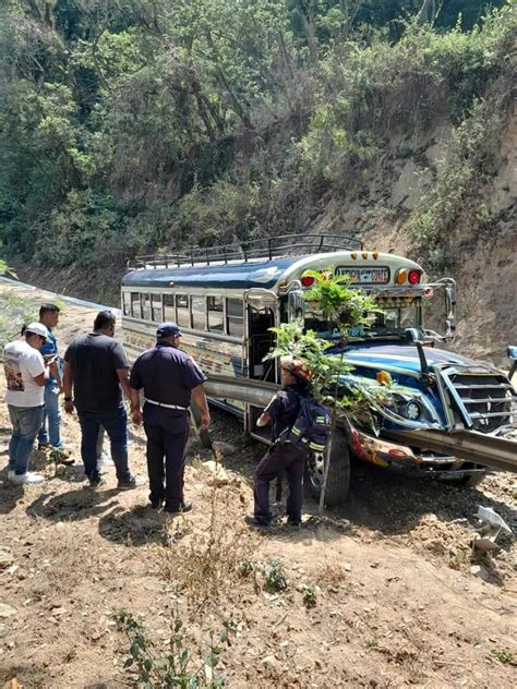 Sacatep Quezstarnews On Twitter Urgente Piloto De Un Bus De Los