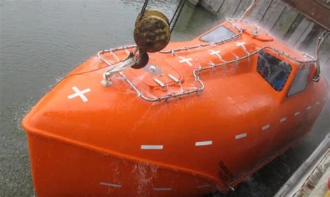 Soals Standard ABS Iacs Class Approval GRP Totally Enclosed Lifeboat 51