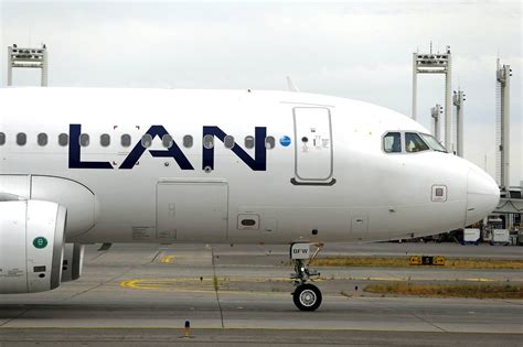 lan airlines ceo ignacio cueto  settlement  sec wsj