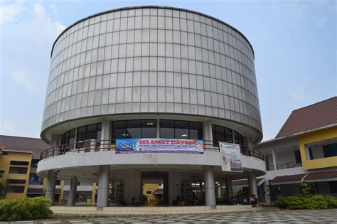 Info Sekolah 5 Sma Negeri Dengan Hasil Rata Rata Unbk Tertinggi Di
