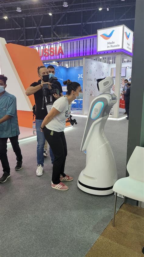 Nds Solutions Wayfinding Q Robot Creates Buzz At Gitex