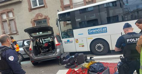 Moselle Est Accident Entre Un Bus Et Une Voiture à Forbach L