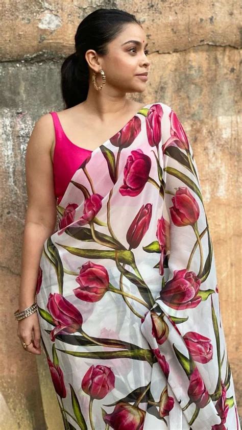 Sumona Chakravartis Exquisite Sarees For Your Desi Girl Look Blouse