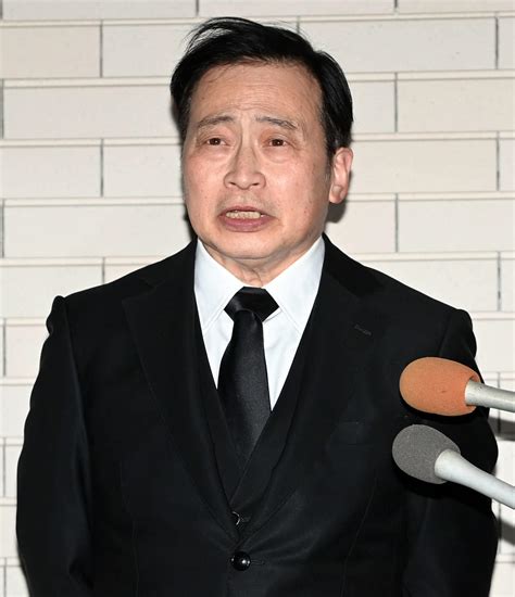 笑福亭笑瓶さん通夜に約400人参列「今日はすごくええ顔になってました」師匠・笑福亭鶴瓶 おくやみ写真ニュース 日刊スポーツ