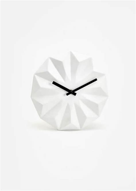 Modern Clock Image 001 Edukativni Centar Avalon