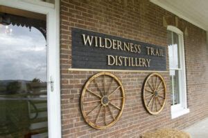 15 Best Bourbon Distilleries In Kentucky (Tours + Kentucky Bourbon ...