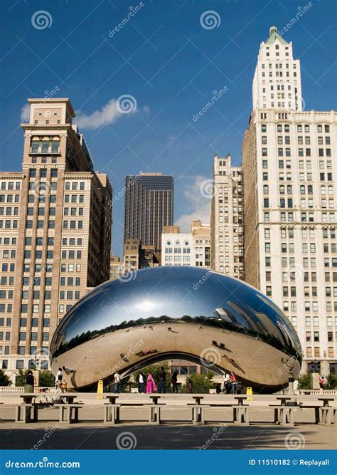 Chicago Cloud Gate editorial photography. Image of millennium - 11510182