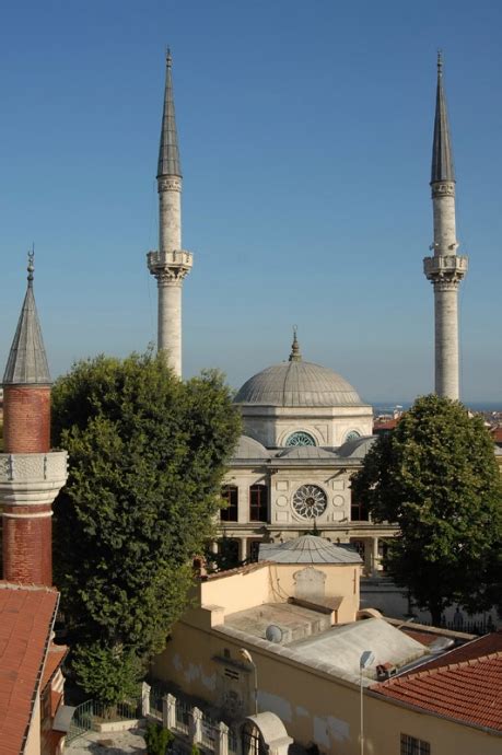 Hırka I şerif Camii 480109 Uludağ Sözlük Galeri