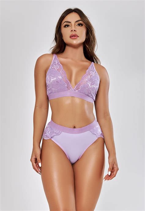 Conjunto Sem Bojo Em Renda E Micro Zafira Busca Na Be Lingerie