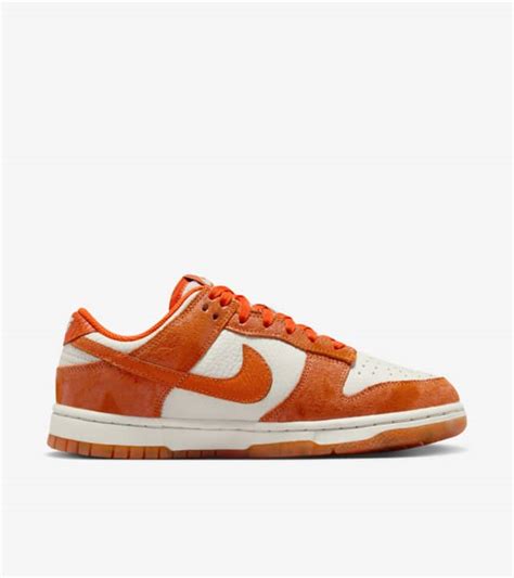 Women S Dunk Low Total Orange Fn Release Date Nike Snkrs Sg