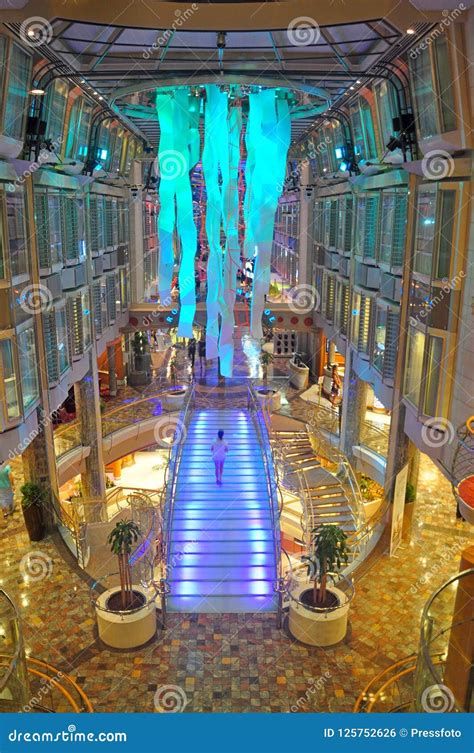 Liberty Of The Seas Promenade View Interior - Cruise Gallery