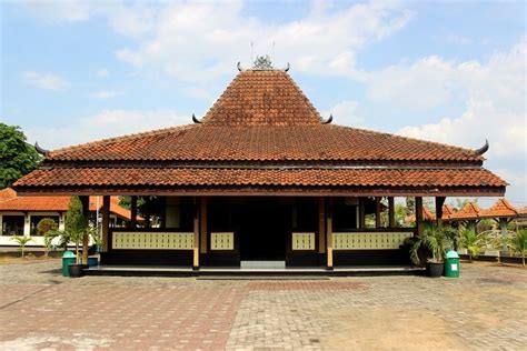 Yuk Kenalan Dengan Rumah Joglo Asli Yogyakarta Fungsi Dan Keunikannya