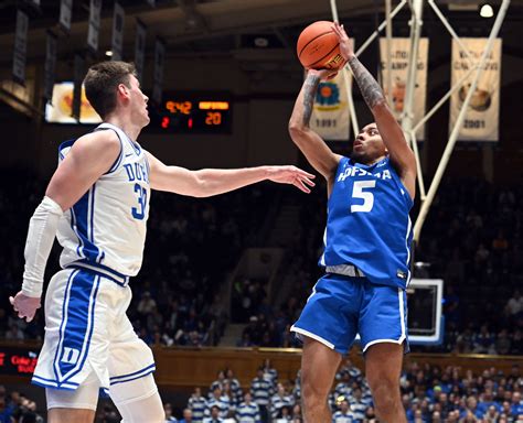 Kyle Filipowski No 21 Duke Pull Away In 2nd Half Top Hofstra Reuters