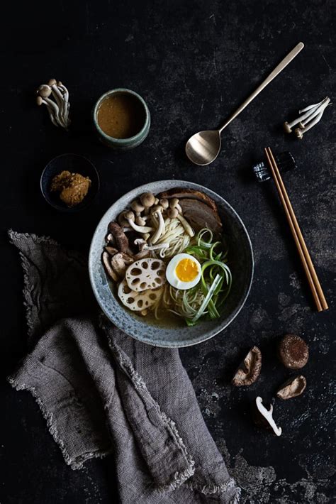 {nudelsuppe Auf Japanisch} Miso Ramen Mit Chashu