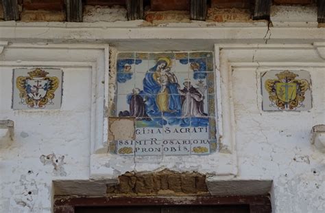 00690 Retablo cerámico Virgen del Rosario y Santo Domingo de Guzmán