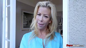 Busty Milf Take Big Cock On Her Mouth XNXX