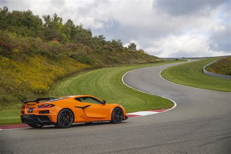 Review 2023 Chevrolet Corvette Z06 Heaps Sound And Fury On An Exotic