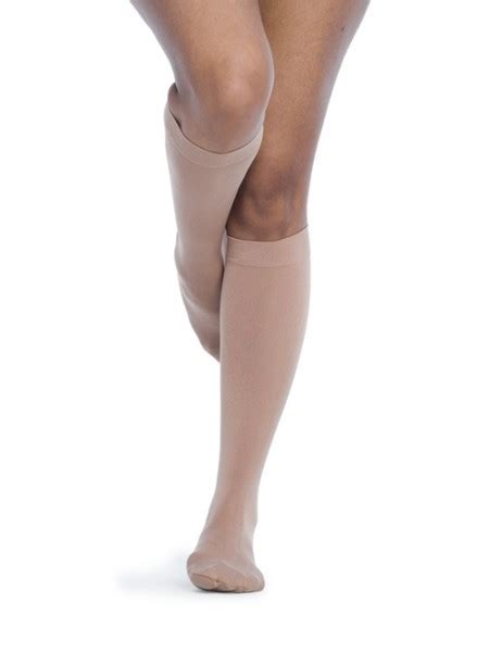 Sigvaris 842c Soft Opaque 20 30 Mmhg Closed Toe Knee Highs P