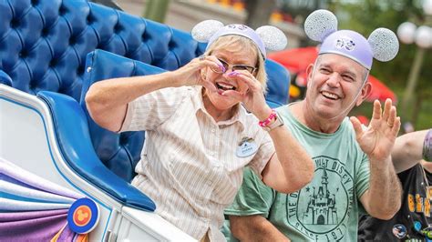 Cast Member Recognized As The Heart Of Main Street In Magic Kingdom