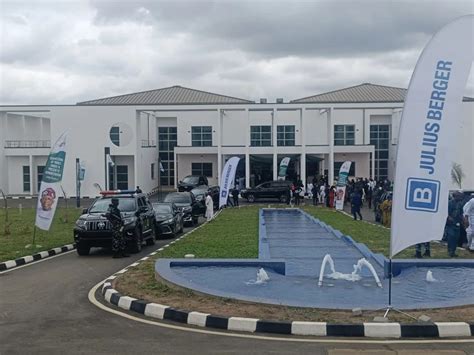 Tinubu Inaugurates N21bn Vice Presidents Residence Amid Economic