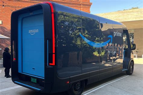 11 Cool Features of Rivian's Amazon Electric Delivery Van