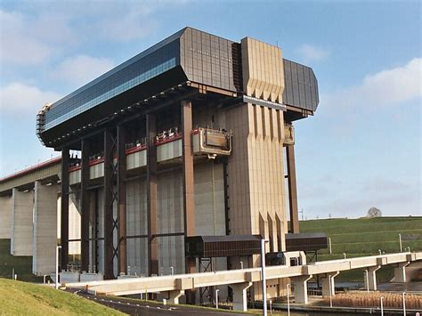 Str Py Thieu Boat Lift In Soignies Belgi Belgique Belgien