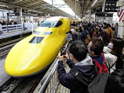 Track Record Doctor Yellow Train Opens Doors To Public For 1st Time