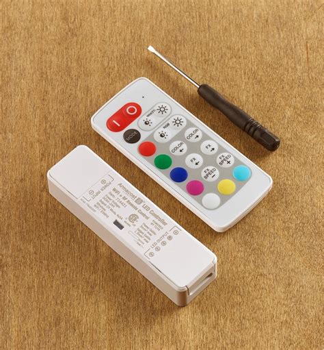 Proline Wi-Fi Controller for RGB+W LED Tape Lights - Lee Valley Tools