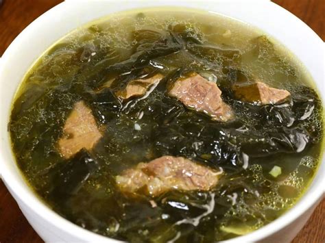 Korean Style Seaweed Soup Mama Woons Kitchen