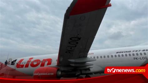 Pesawat Lion Air Tabrak Atap Garbarata Bandara Mopah Merauke