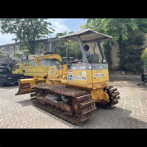 Disewakan Alat Berat Bulldozer Komatsu Dozer D31P 20 Tahun 2022 Oleh CV