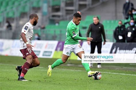 Arnaud Nordin Saint Etienne Vs Habib Maiga Metz Football As Saint