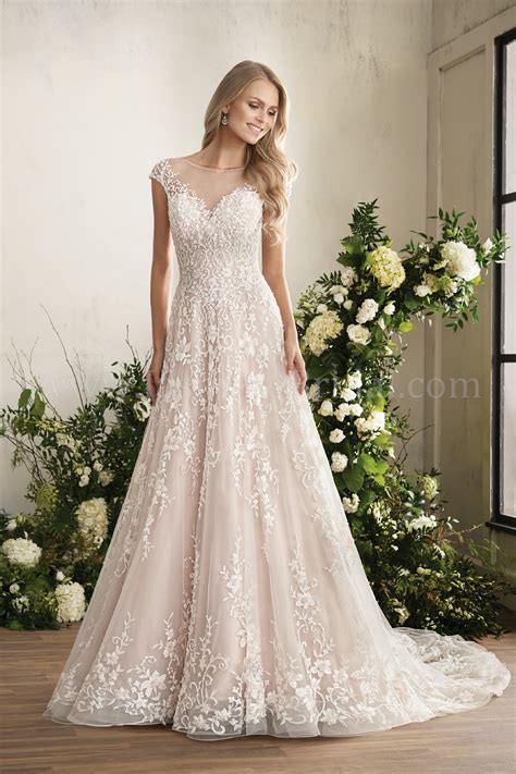 T202014 Illusion Neckline Tulle Ball Gown Wedding Dress With Embroidery