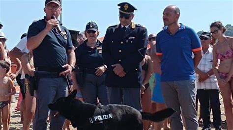 Commozione In Spiaggia Gaeta Ricorda Mario Valerio Il Giovane Bagnino