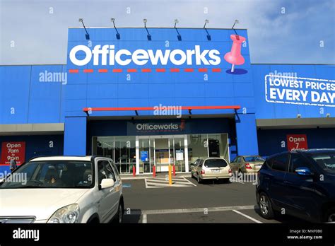 Office Supplies Store Hi Res Stock Photography And Images Alamy