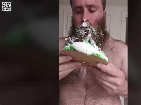 Hot Gainer Bear Cake ThisVid