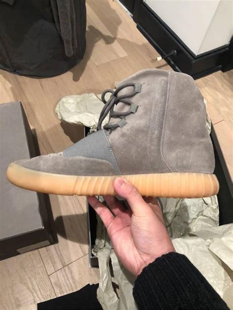 Adidas Yeezy Boost 750 Grey Gum Glow In The Dark Kixify Marketplace