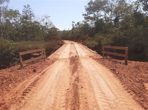 Estradas Transportes Serviços Públicos DER recupera três pontes de