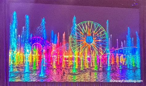 World Of Color Will Use A Virtual Queue In Disneyland Disney By Mark