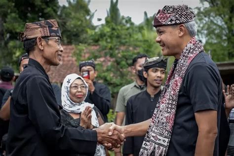 Ganjar Pranowo Di Desa Adat Osing Banyuwangi Berkomitmen Perlindungan