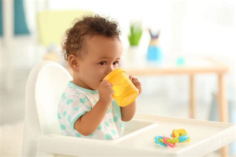 Water For Babies Advice On Giving Water To Babies Sr Nutrition